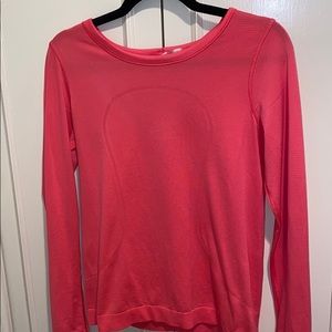 Long sleeve lululemon top